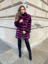 Charger et lire la vidéo dans la visionneuse de la Galerie, 3/4 en fourrure Chin chilla Violet