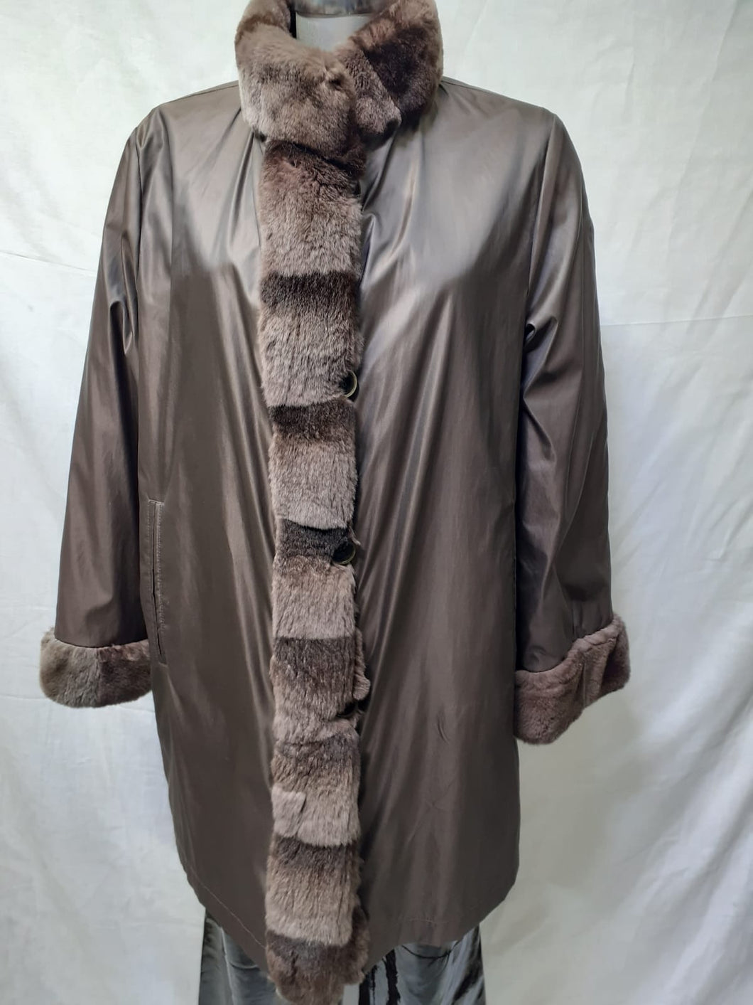 Impermeable modèle 3/4 pelisse marron